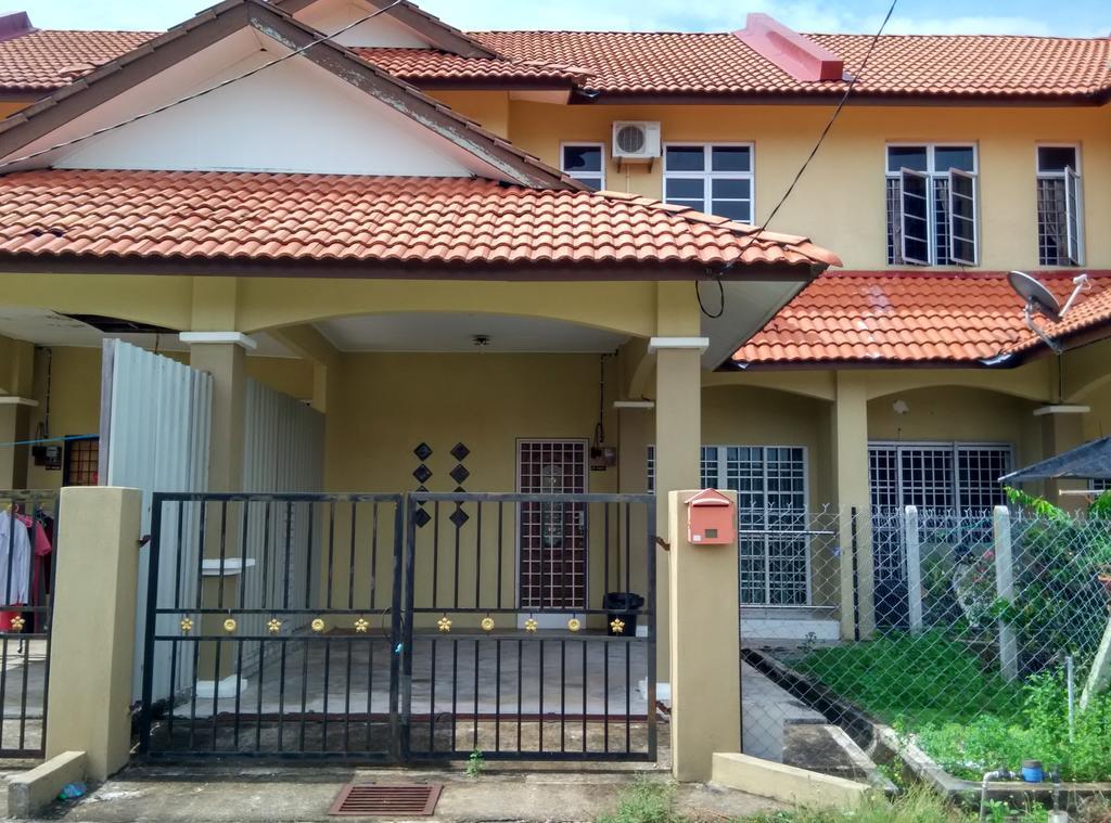 Selesa Holiday Home Kuala Terengganu Exterior foto